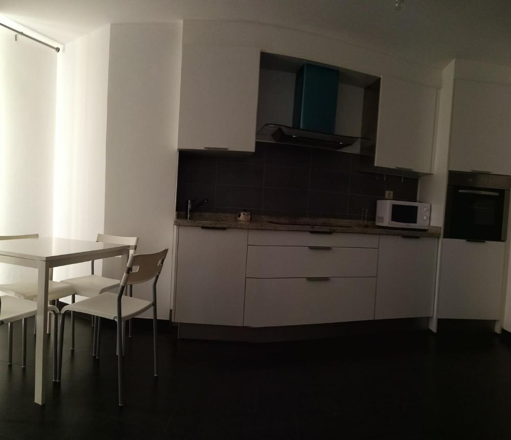 Apartamentos De Uso Turistico Laxe Luaran gambar
