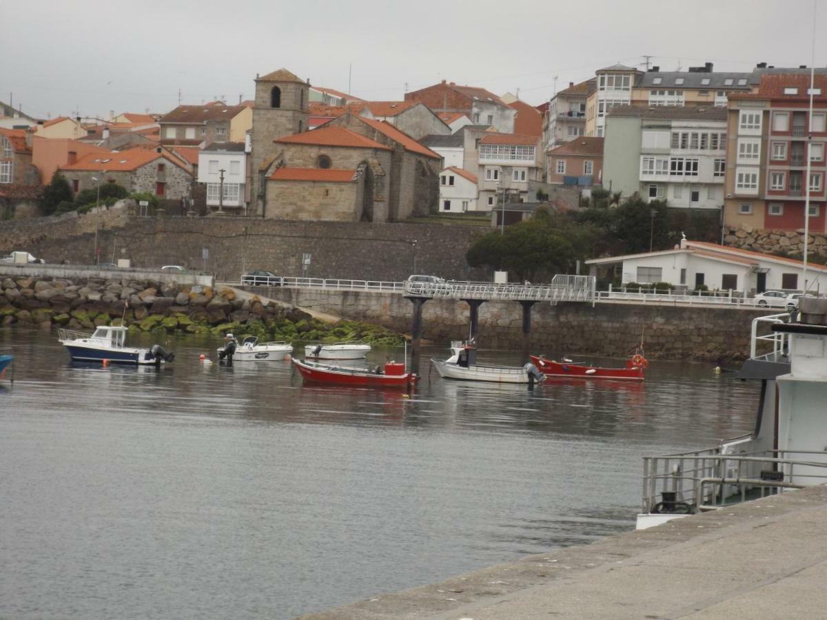Apartamentos De Uso Turistico Laxe Luaran gambar